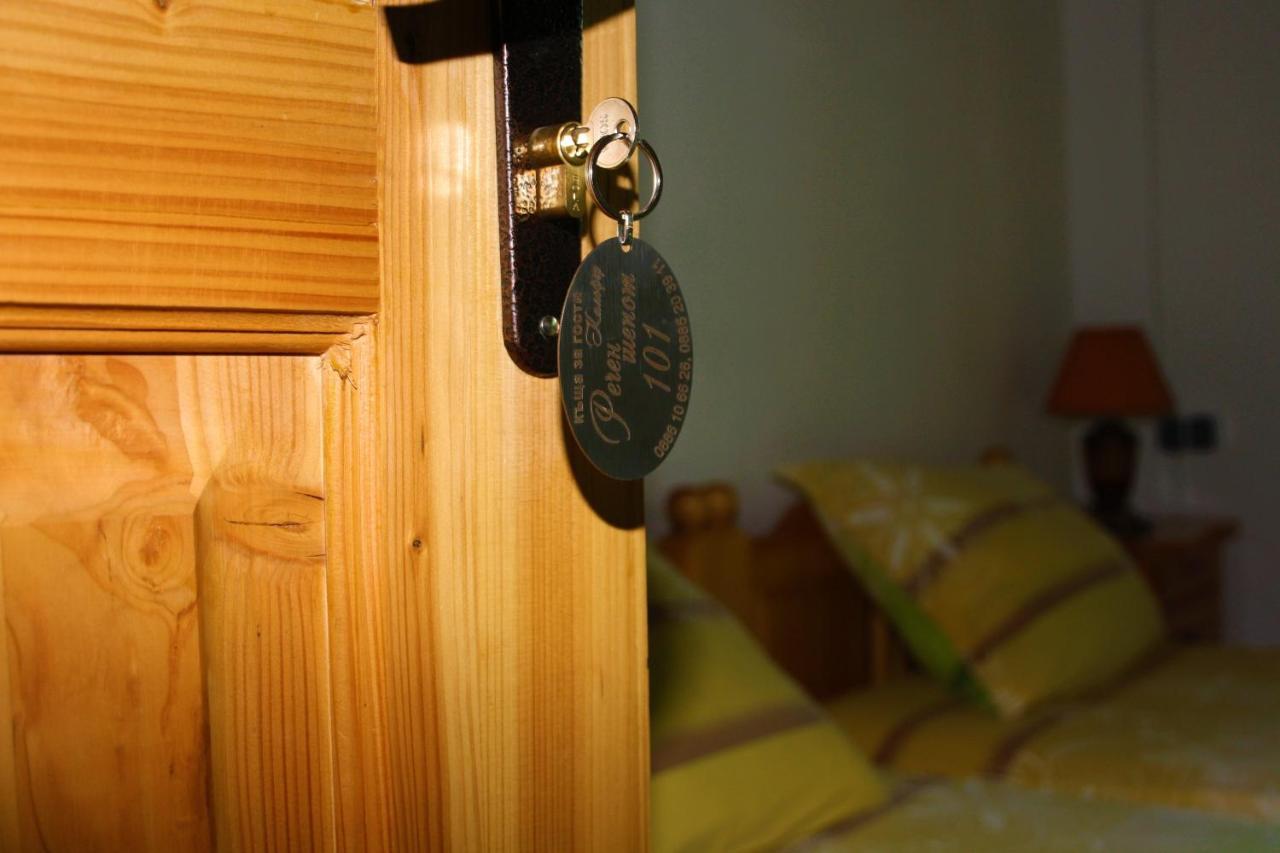 Къща Речен шепот Hotel Калофер Екстериор снимка